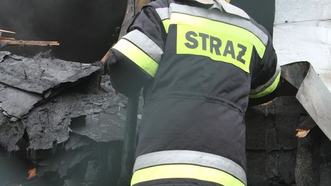 Elizówka: Pożar na poddaszu domu jednorodzinnego, duże straty