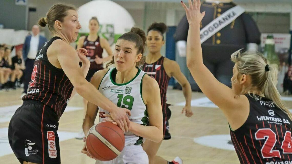 Emocji zabrakło, ale liczy się wygrana. Pszczółka Polski Cukier wygrała u siebie z Polonią Warszawa [zdjęcia]