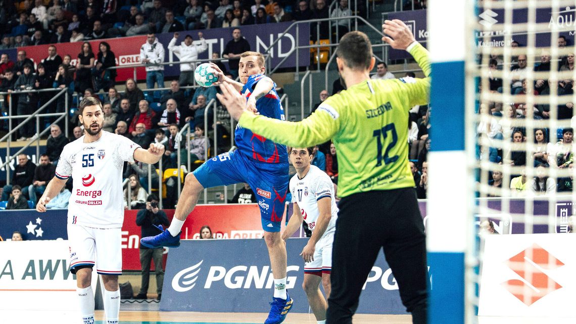 Energa MKS Kalisz – Azoty Puławy 31:38. Udany początek rundy rewanżowej Energa MKS Kalisz – Azoty Puławy 31:38. Udany początek rundy rewanżowej