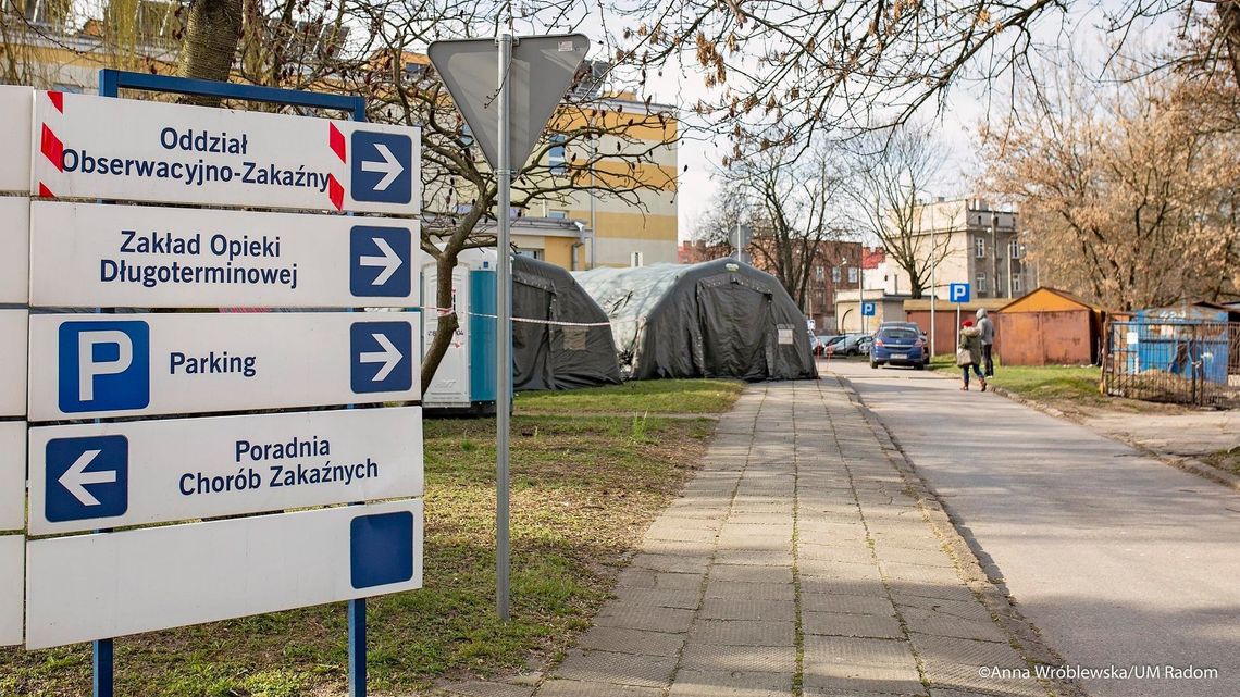 Epidemia koronawirusa w Polsce. Dziś zmarły w Polsce dwie osoby (relacja) Epidemia koronawirusa w Polsce. Dziś zmarły w Polsce dwie osoby (relacja)