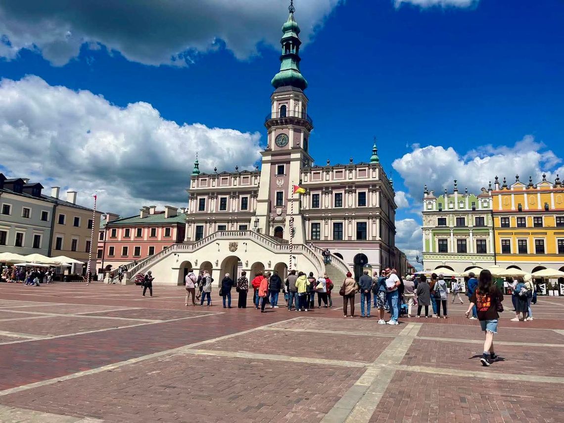 Etat w Ratuszu nawet za 6600 zł – ale trzeba się spieszyć. Zamość szuka dwóch podinspektorów Zamość