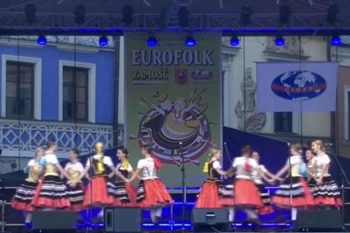 Eurofolk 2016 w Zamościu. Występ zespołu ze Słowacji, wybory miss i mistera (wideo) Eurofolk 2016 w Zamościu. Występ zespołu ze Słowacji, wybory miss i mistera (wideo)