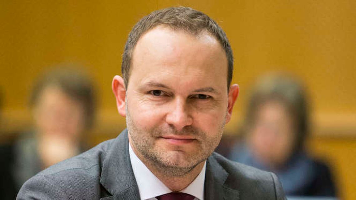 Europejskie jeden za wszystkich wszyscy za jednego! Europejskie jeden za wszystkich wszyscy za jednego!