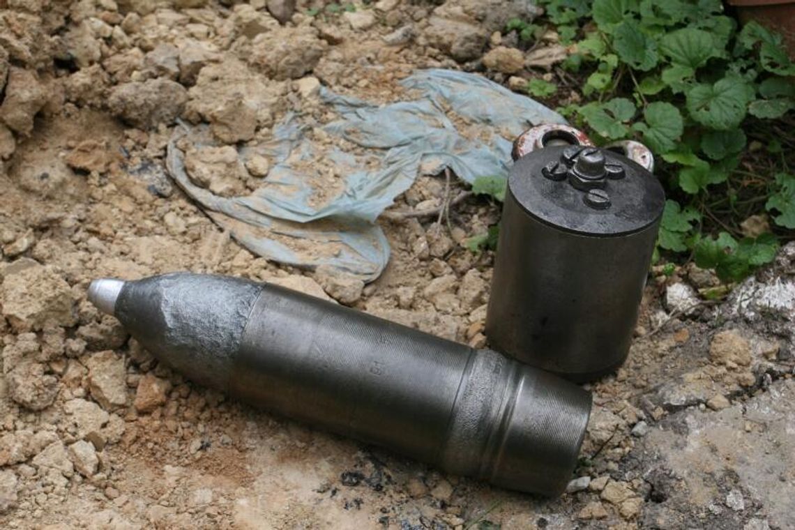 Ewakuacja 5 domów w Świdniku. 26-latek znowu wpadł z pociskami