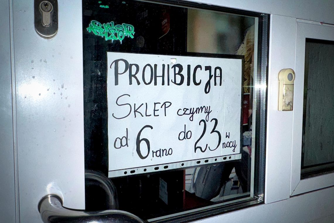 Życie w nocnej prohibicji. „Ludzie piją normalnie”