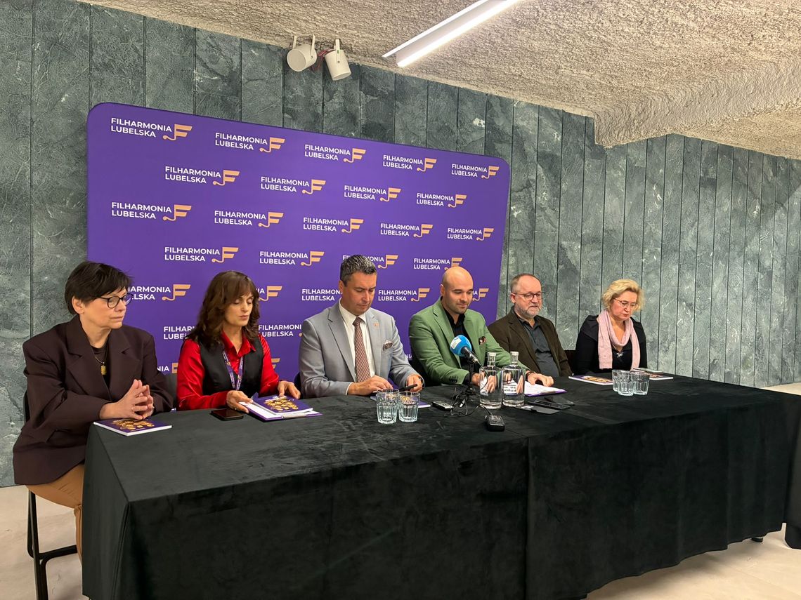 „Wielkie emocje” w Filharmonii. Koncerty dużych nazwisk i niewywietrzony smród po aferze