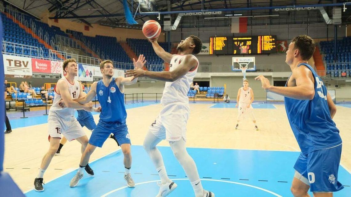 Fabryka Cukierków Pszczółka sponsorem tytularnym koszykarzy Startu Lublin