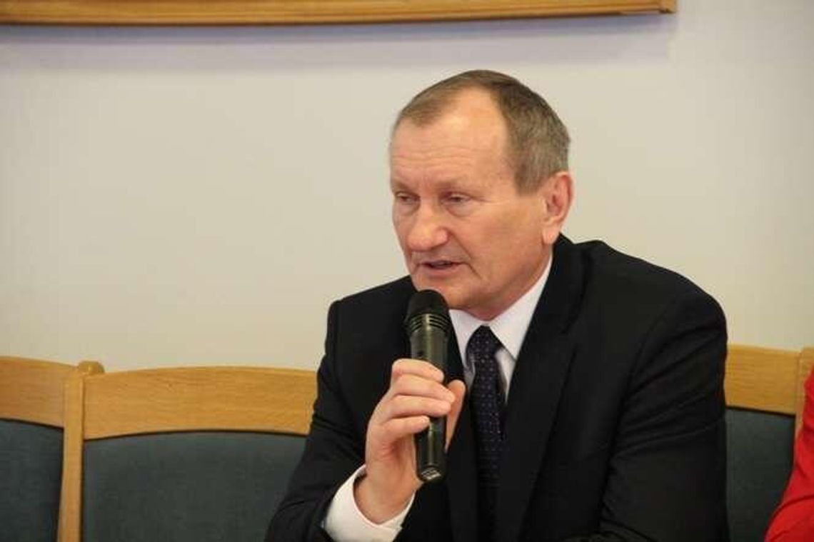 "Fachowcy z Brzeskiej": Pieniądze dla szkoły, staże dla uczniów