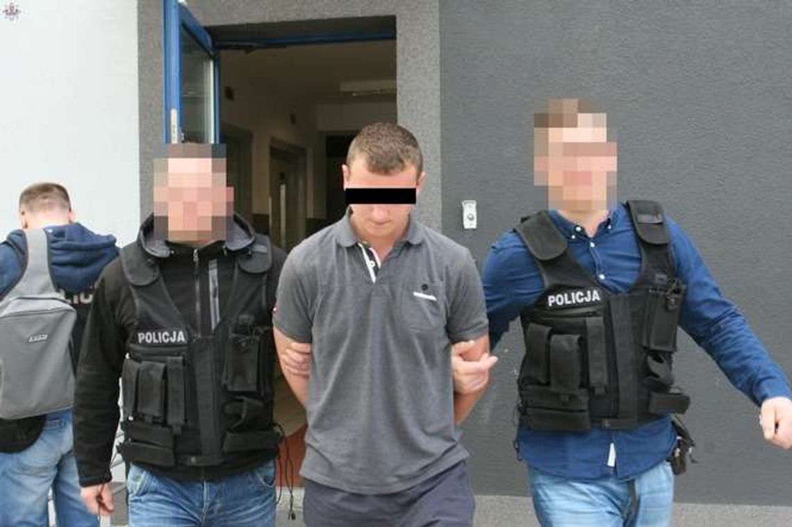 Fałszywy wnuczek zatrzymany. Oszukał na 280 tys. zł (wideo)