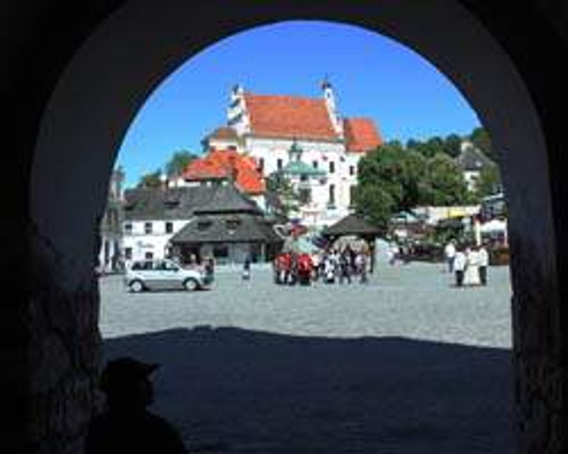 Fara w Kazimierzu Dolnym (nr 60) - 2 głosy