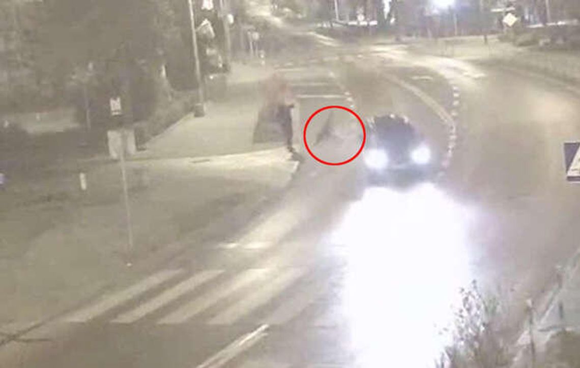 Fatalny wypadek po kłótni z chłopakiem. 17-latka odbiła się od auta [wideo]