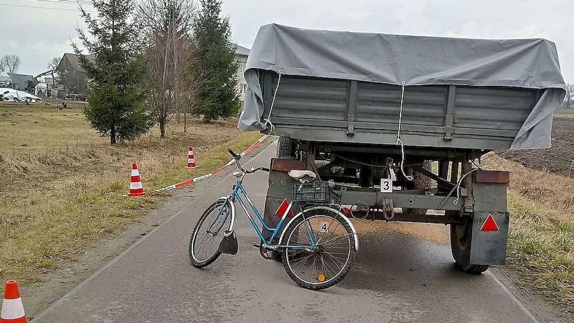 Fatalny wypadek rowerzysty. Traktorzysta tylko poczuł jak tylna przyczepa podskoczyła do góry Fatalny wypadek rowerzysty. Traktorzysta tylko poczuł jak tylna przyczepa podskoczyła do góry