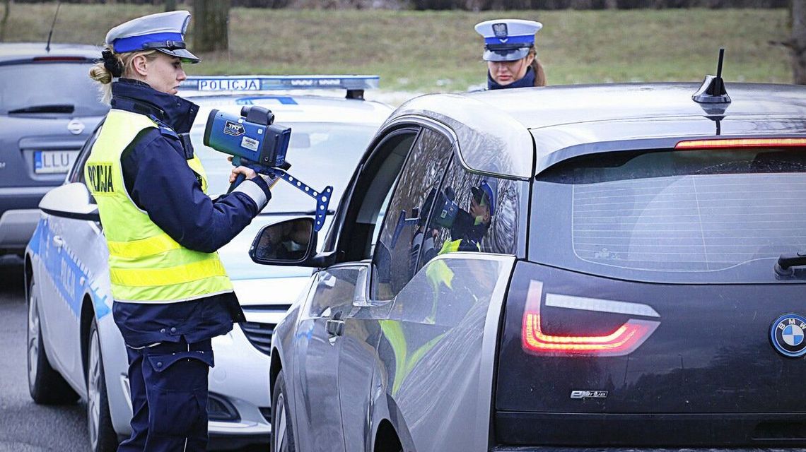 Ferie 2022 w Lubelskiem. Gdzie zadzwonić, żeby policja sprawdziła autokar?