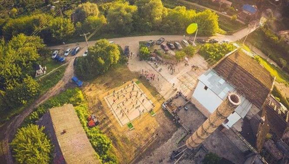 Festiwal "Sztuka pod koszem" we Włodawie. Program koncertów i wydarzeń