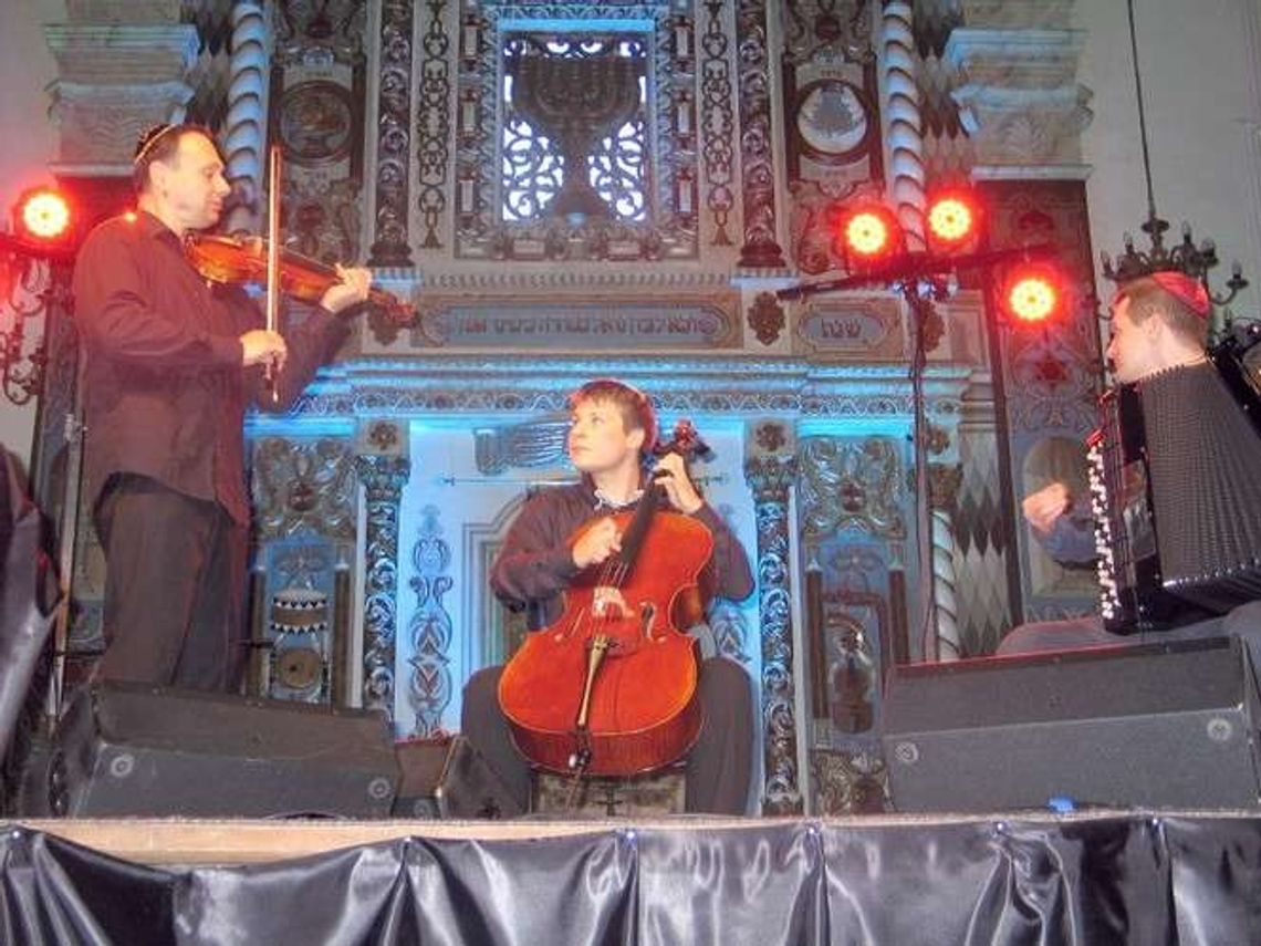 Festiwal Trzech Kultur we Włodawie: Sława Przybylska i Klezmafour wystąpią w synagodze