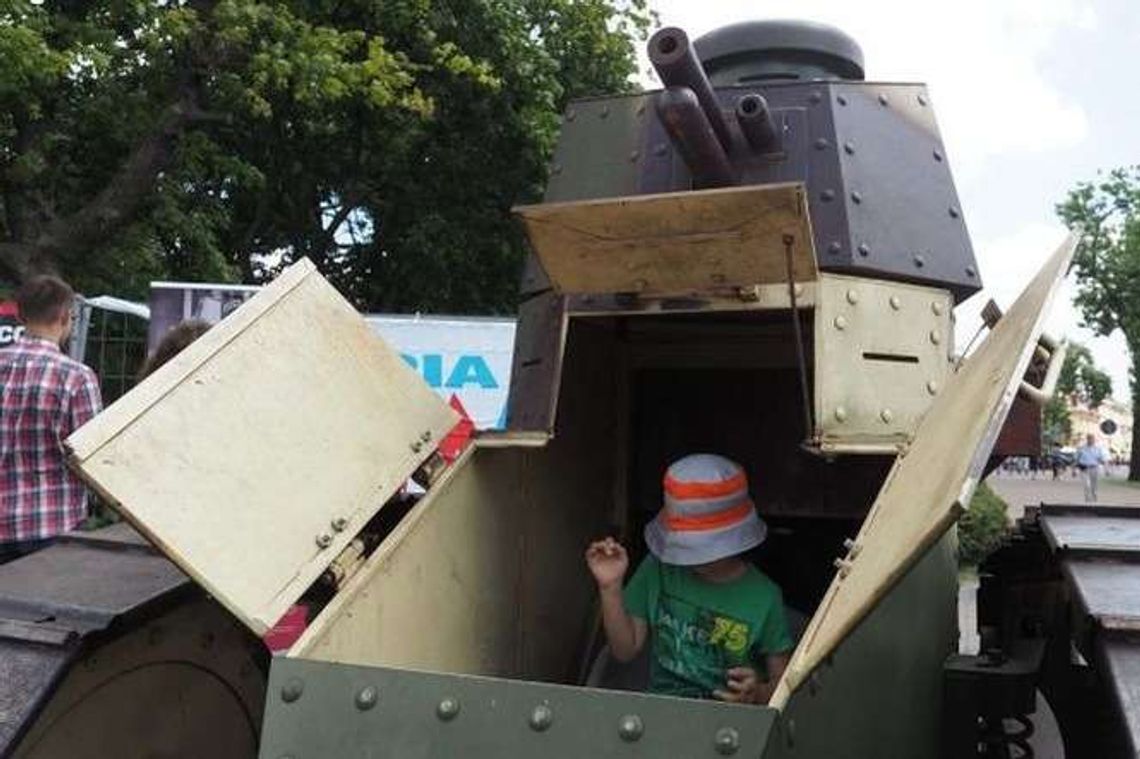 Festyn pozytywnie zakręconych na placu Litewskim