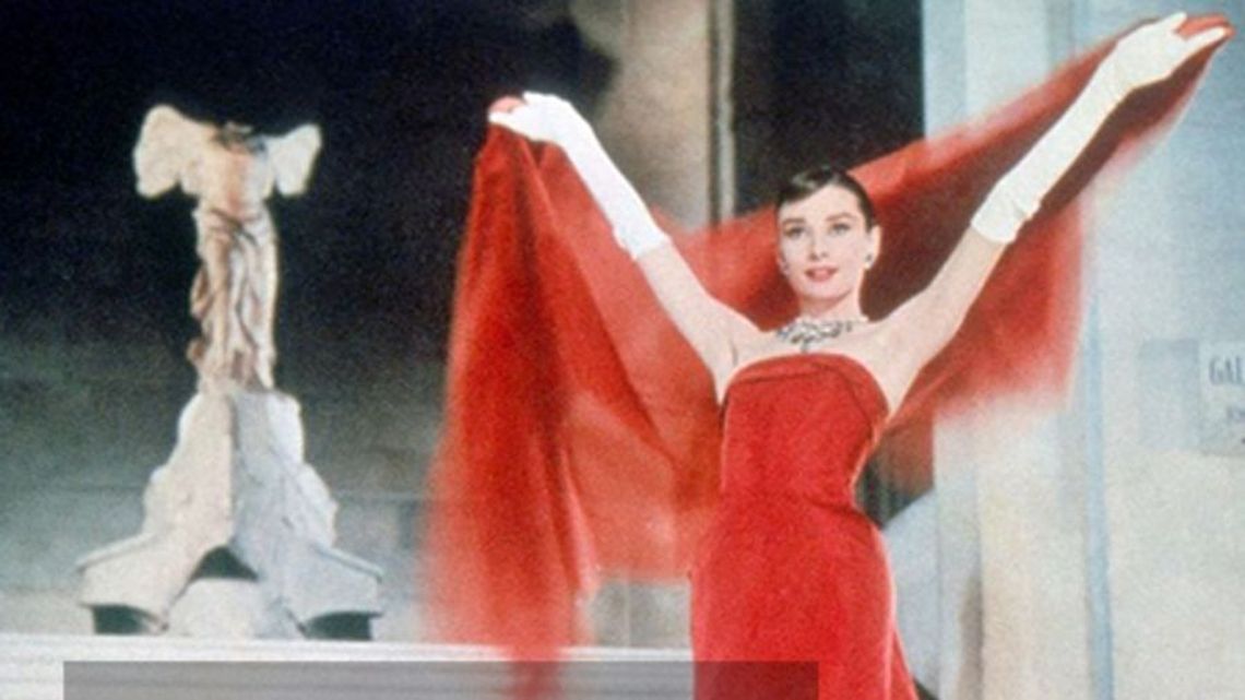 Film "Zabawna buzia" w Miasto movie