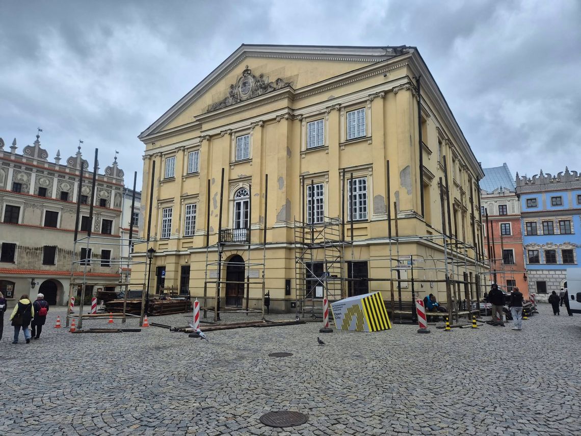 Filmowcy wkraczają na Stare Miasto w Lublinie. Będzie serial kostiumowy i utrudnienia Filmowcy wkraczają na Stare Miasto w Lublinie. Będzie serial kostiumowy i utrudnienia