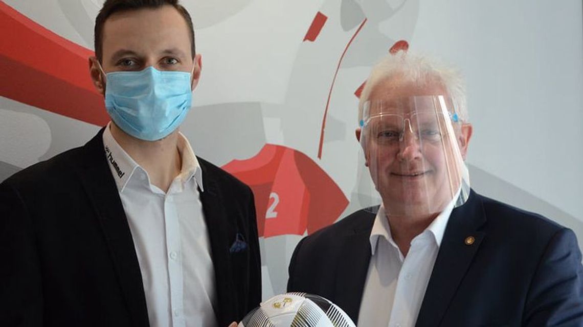 Firma Hummel rozpoczęła współpracę z klubami z IV ligi