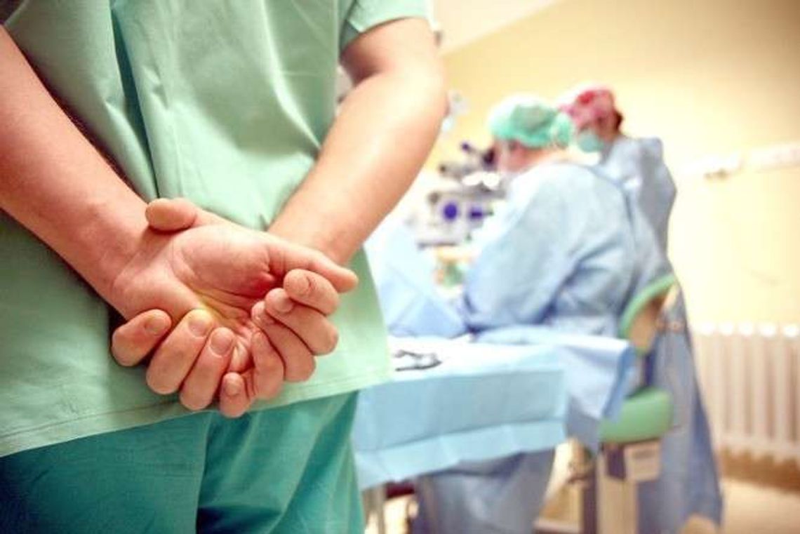 Firmy farmaceutyczne i lekarze. Jakie wsparcie trafia do szpitali? Firmy farmaceutyczne i lekarze. Jakie wsparcie trafia do szpitali?