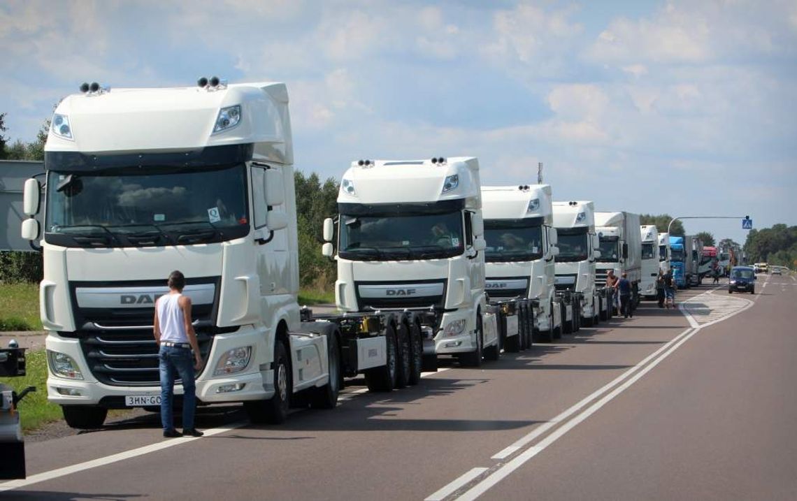 Firmy transportowe biją na alarm. "Bankrutujemy"