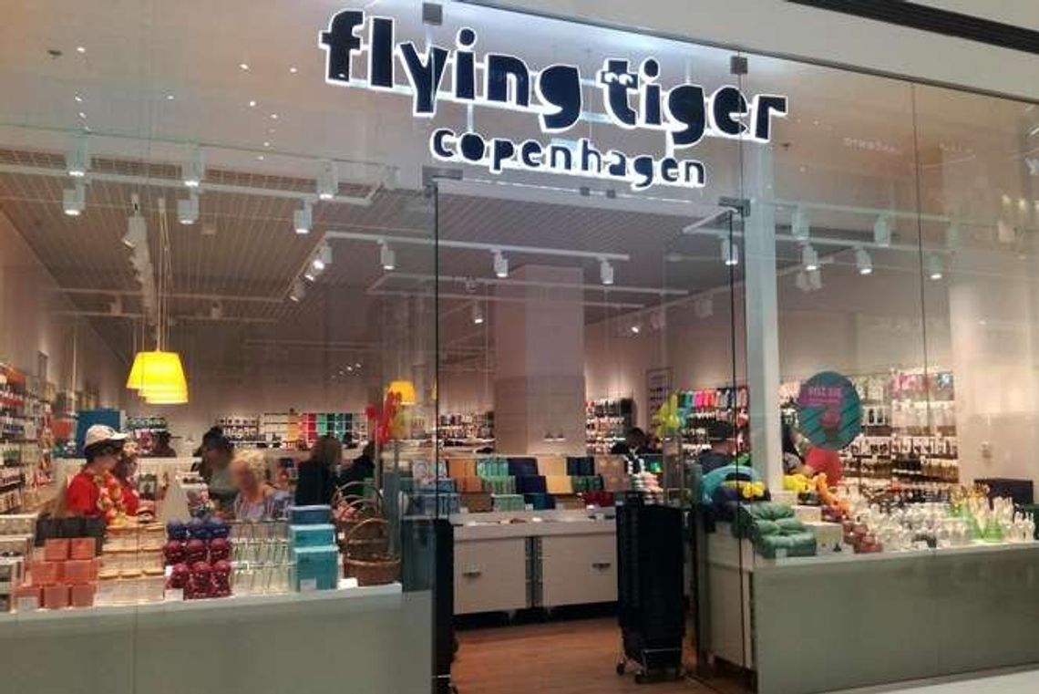 Flying Tiger Copenhagen i inne marki w galerii handlowej przy IKEA