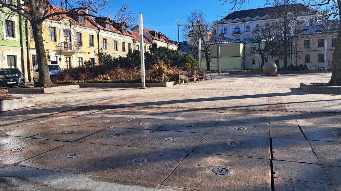 Fontanna powinna być gotowa przed wakacjami. Jest wykonawca remontu