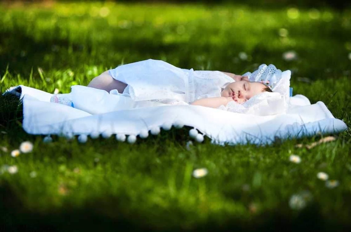 Fotograf na chrzest - najlepszy pomysł na prezent dla dziecka i całej rodziny Fotograf na chrzest - najlepszy pomysł na prezent dla dziecka i całej rodziny