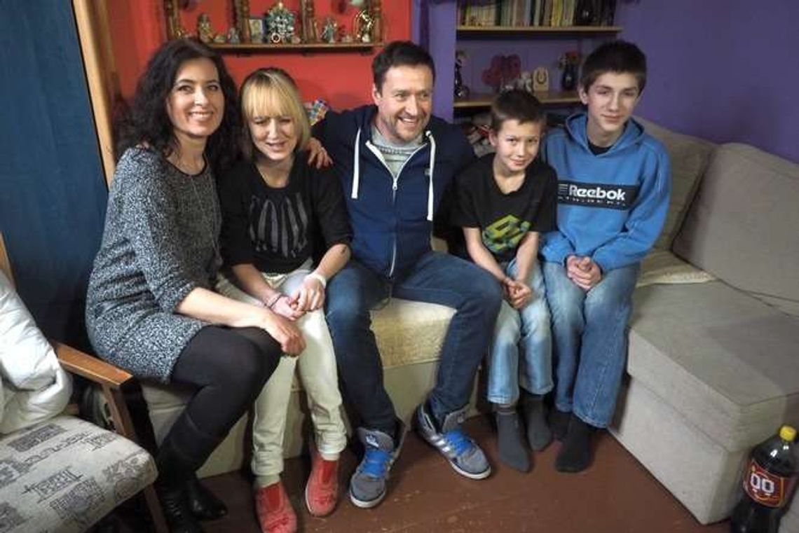 Fundacja "Z Sercem” z prezentami i Jackiem Kawalcem Fundacja "Z Sercem” z prezentami i Jackiem Kawalcem