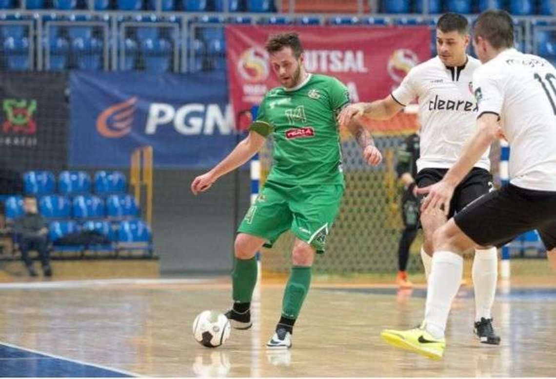 Futsal Nowiny rozgromił akademików Futsal Nowiny rozgromił akademików