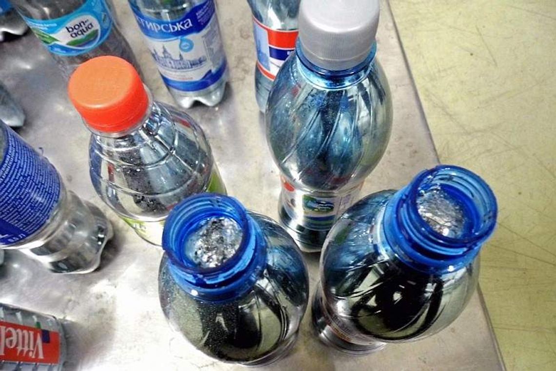 Gal jak złoto. Chciała przemycić pierwiastek warty 1,5 mln zł