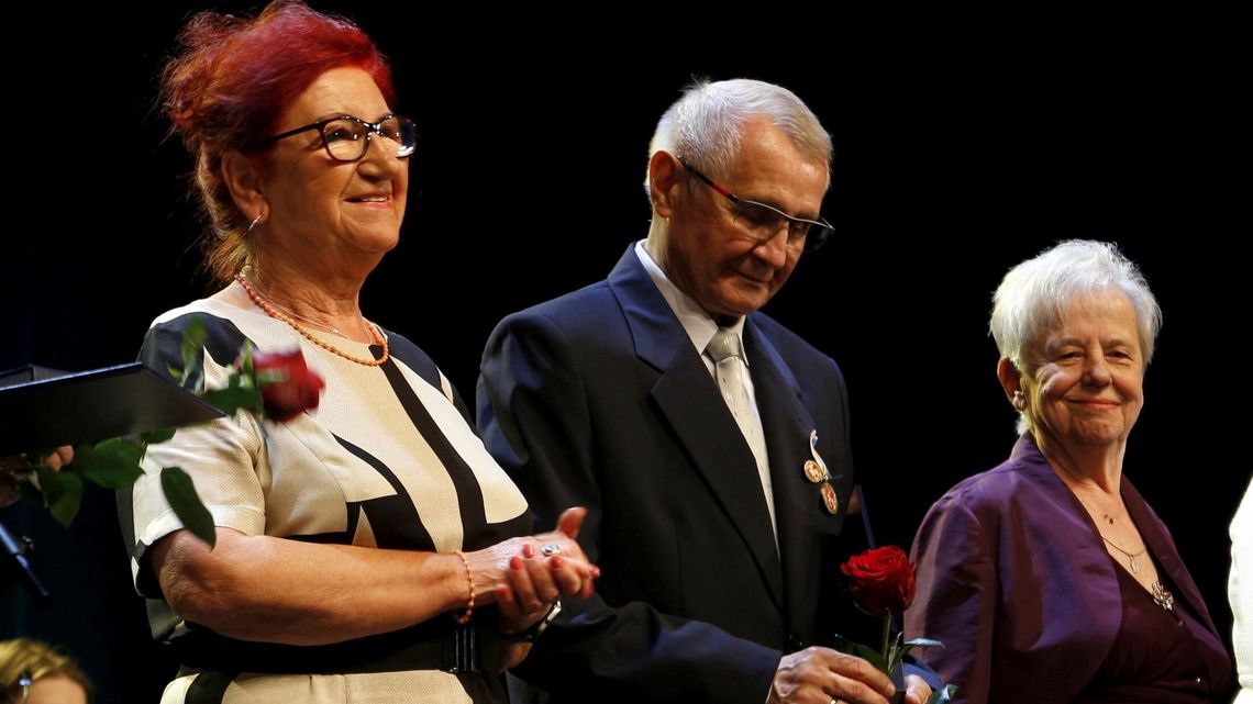 Gala 35-lecia samorządu w Puławach. Odznaki dla zasłużonych