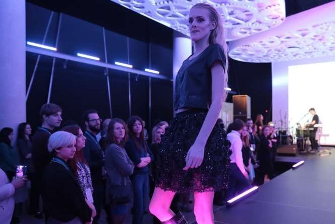 Gala Architektury i Designu „Lubelski Wzór”. Statuetka dla twórcy marek meblowych Gala Architektury i Designu „Lubelski Wzór”. Statuetka dla twórcy marek meblowych