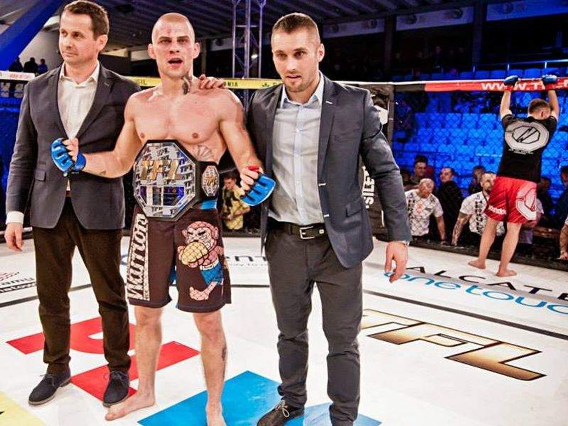 Gala MMA w Lublinie. Krew, emocje i piękne kobiety (wideo, zdjęcia)