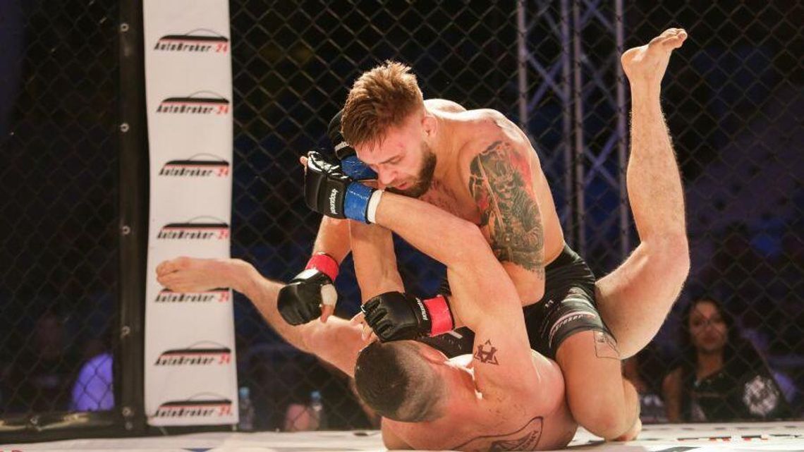 Gala TFL 15 Noxy Night: Szymajda lepszy od Maciejowskiego (ZDJĘCIA) Gala TFL 15 Noxy Night: Szymajda lepszy od Maciejowskiego (ZDJĘCIA)