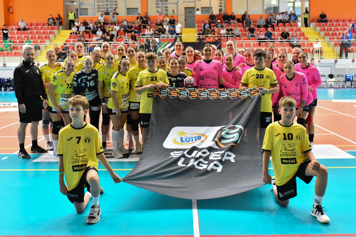 Galiczanka Lwów gorsza od KRASOŃ MKS Piotrcovia Piotrków Trybunalski Galiczanka Lwów gorsza od KRASOŃ MKS Piotrcovia Piotrków Trybunalski
