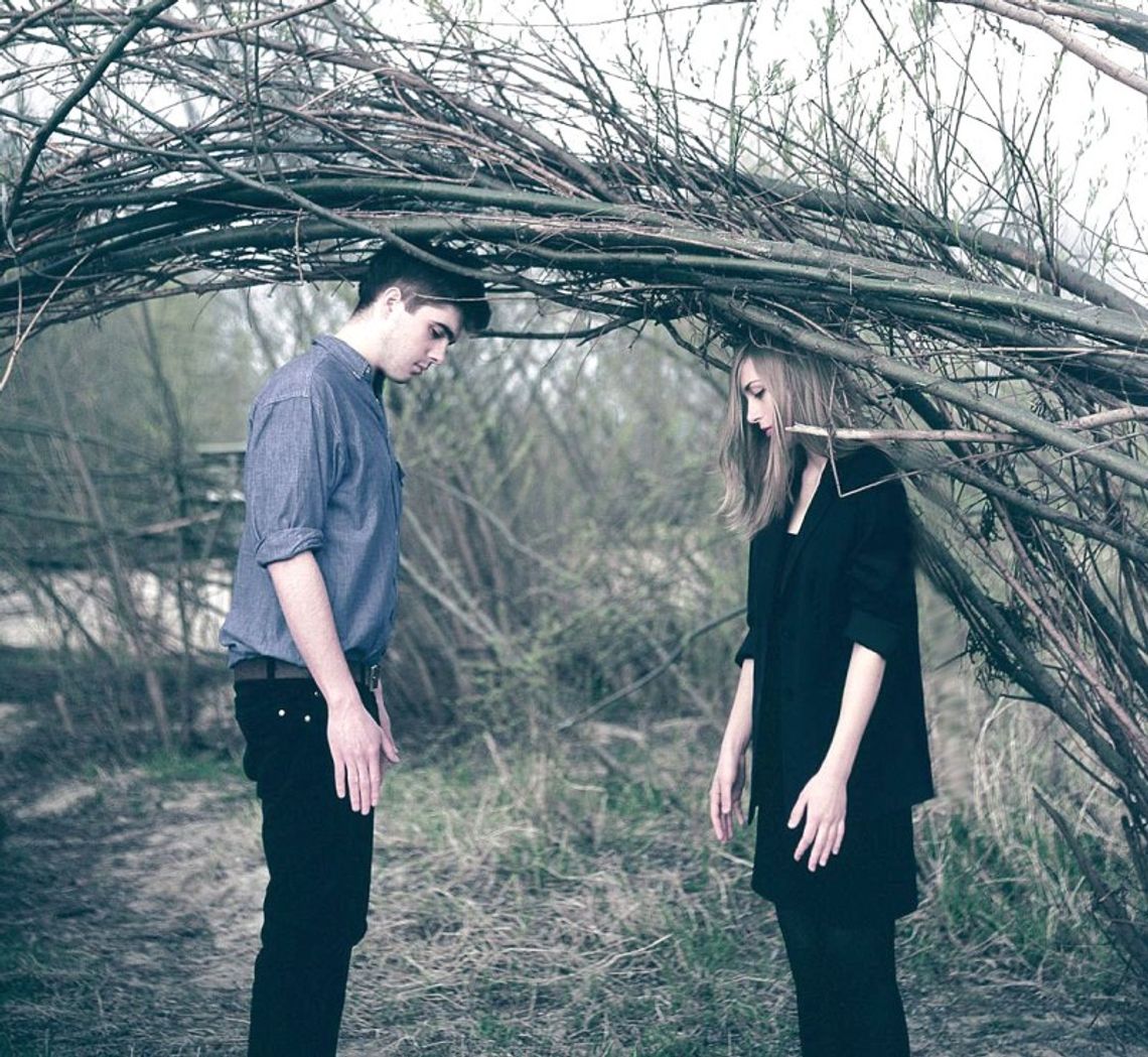 Games People Play w Scenie Opium