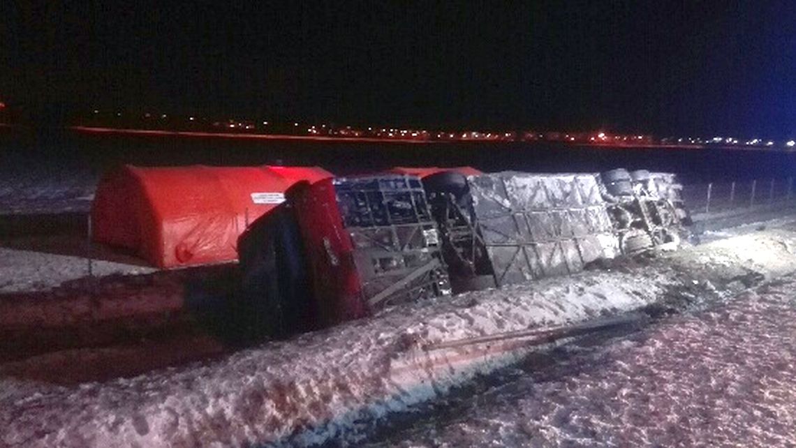 Garwolin: Wypadek autobusu jadącego z Lublina. Kilkanaście osób poszkodowanych Garwolin: Wypadek autobusu jadącego z Lublina. Kilkanaście osób poszkodowanych