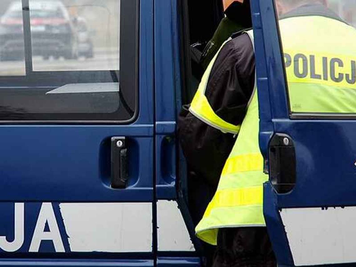 Gaz łzawiący w autobusie: 28 dzieci trafiło do szpitali Gaz łzawiący w autobusie: 28 dzieci trafiło do szpitali