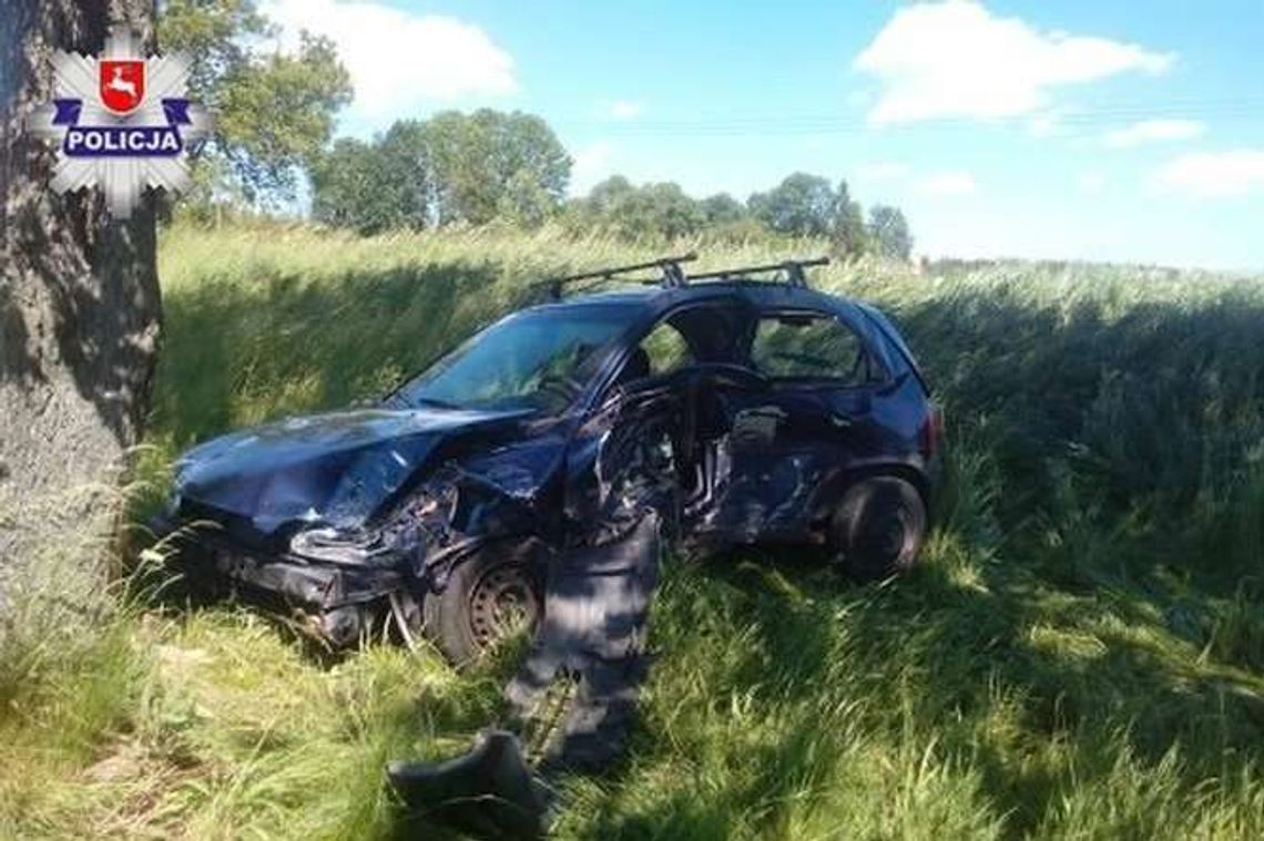 Gdy skręcała wjechał w nią peugeot. Trzy osoby w szpitalu