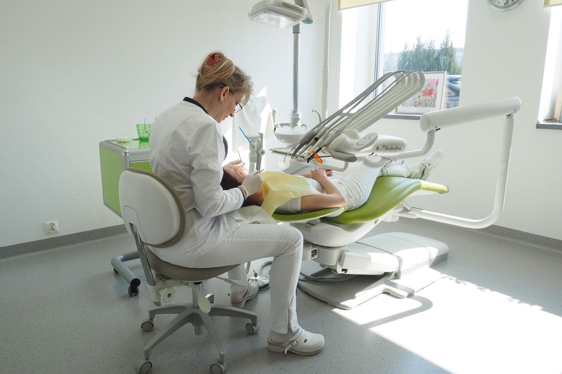 Gdzie bezpłatne leczenie zębów. Mobilny gabinet dentystyczny w trasie Gdzie bezpłatne leczenie zębów. Mobilny gabinet dentystyczny w trasie