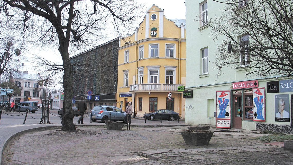 Gdzie stanie ławeczka skrzypaczki pochodzącej z Chełma? Konserwator zabytków nie zgadza się na lokalizację