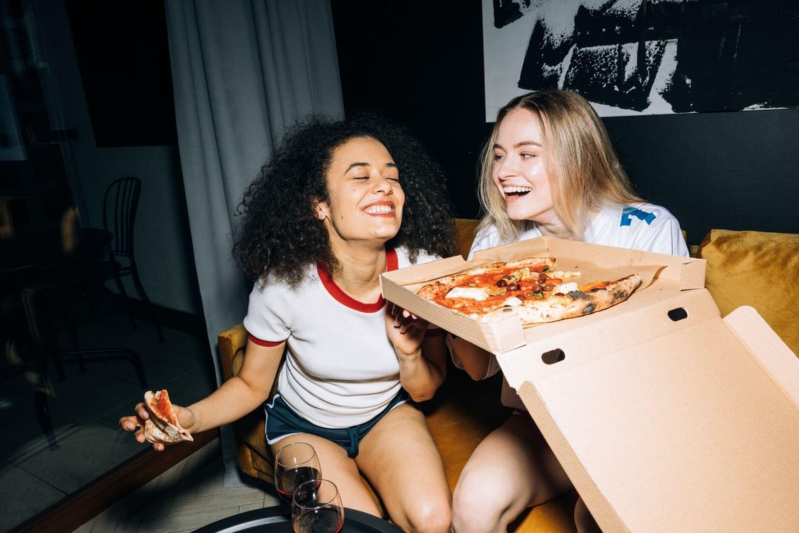 Gdzie zjeść pizzę ze znajomymi po zajęciach - sprawdzone miejsce dla grupy Gdzie zjeść pizzę ze znajomymi po zajęciach - sprawdzone miejsce dla grupy