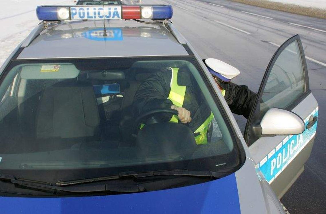 Gęsta atmosfera w lubelskiej drogówce. Policjanci: Tak się nie da pracować