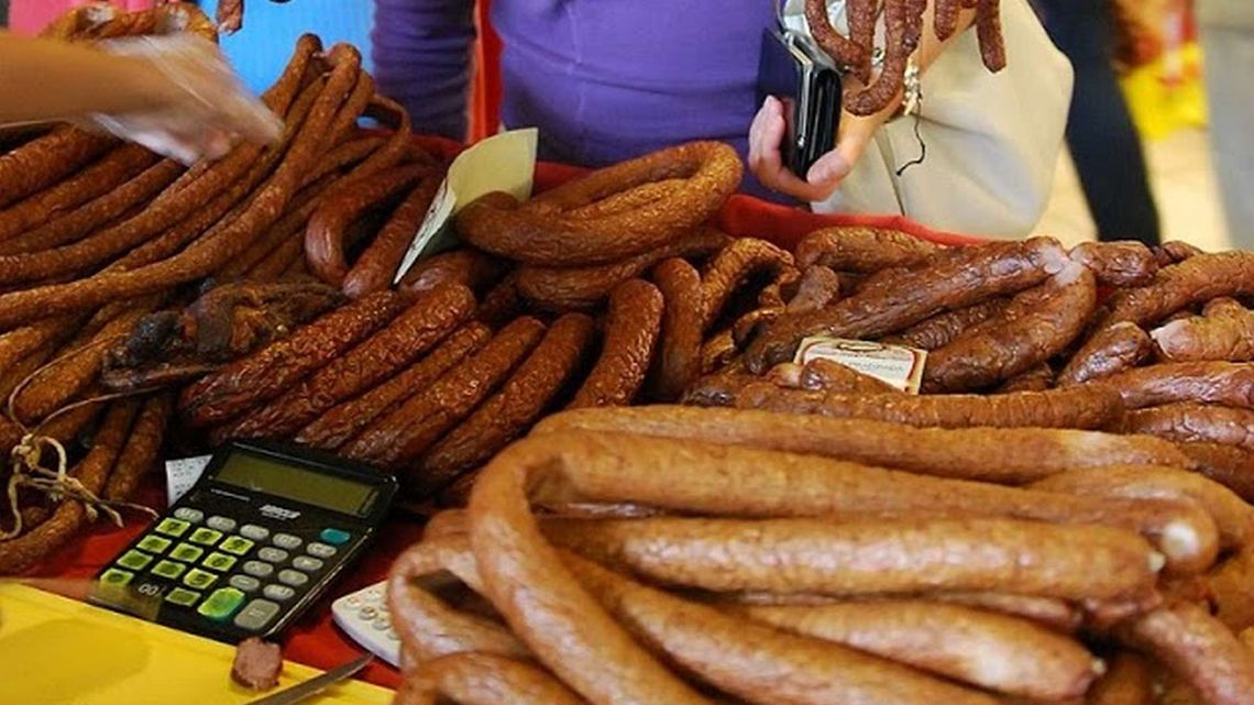 GIS: Partia kiełbasy śląskiej groźna dla zdrowia