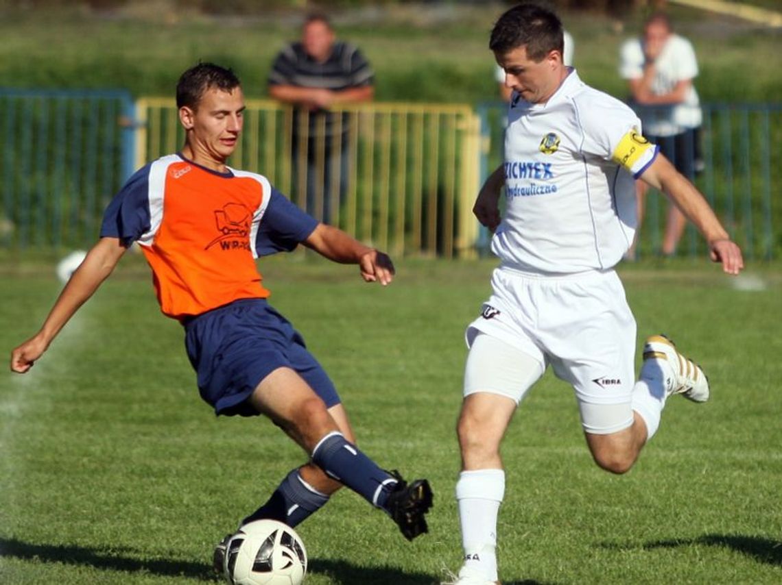 GKS Dąbrowica – Granit Bychawa 2:4, cztery czerwone kartki