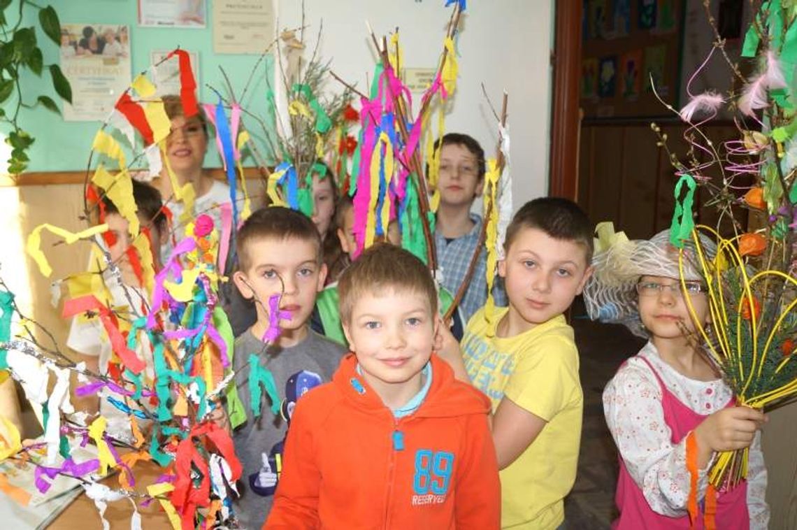 Gm. Konopnica: Nowe place zabaw i sprzęt dla szkół