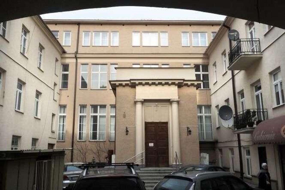 Gmach z wyprzedaży. Dlaczego nikt nie chce miejskiej kamienicy? Gmach z wyprzedaży. Dlaczego nikt nie chce miejskiej kamienicy?