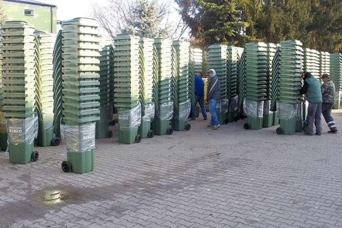 Gmina Chełm będzie rozdawać pojemniki na śmieci