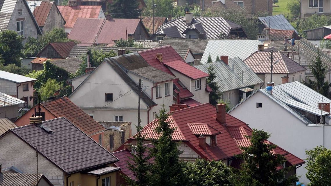 Gmina Wąwolnica: Pieniądze i na drogi i na ostatki